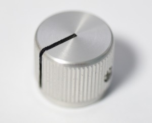 킬로 JD 시리즈 금속 볼륨 노브(지름 19.05mm, 광택)